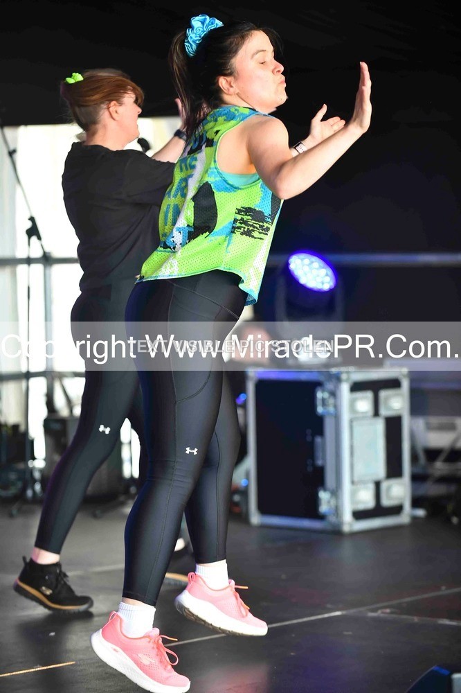 SH4_0159 - Zumba with Sara Ann.