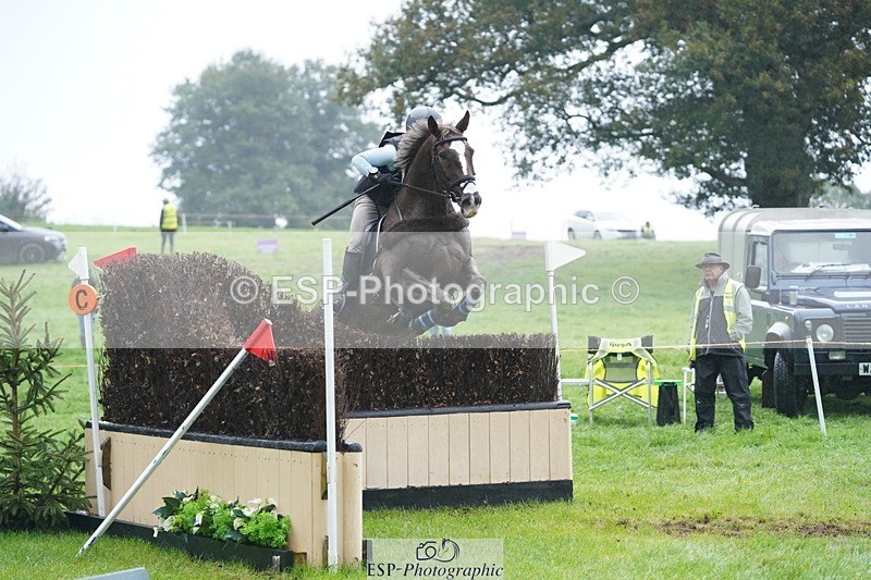 231021-104032-13857 - 639-TRAQ.TIME-Madeleine.Ellis-SC+XC