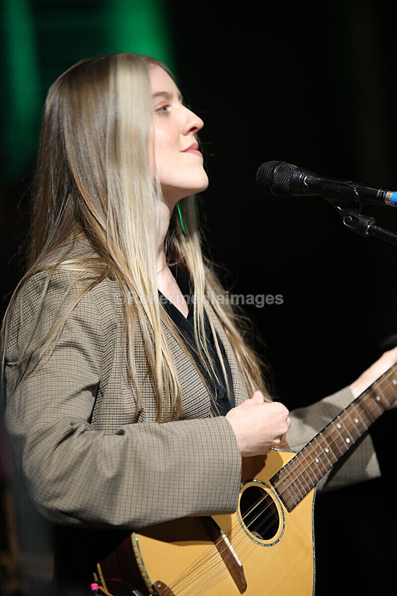 FOLK N BLUES-736 - FOLK and BLUES SEPT 2022