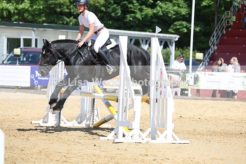 3E7A9657 - Class 8: Senior 80cm