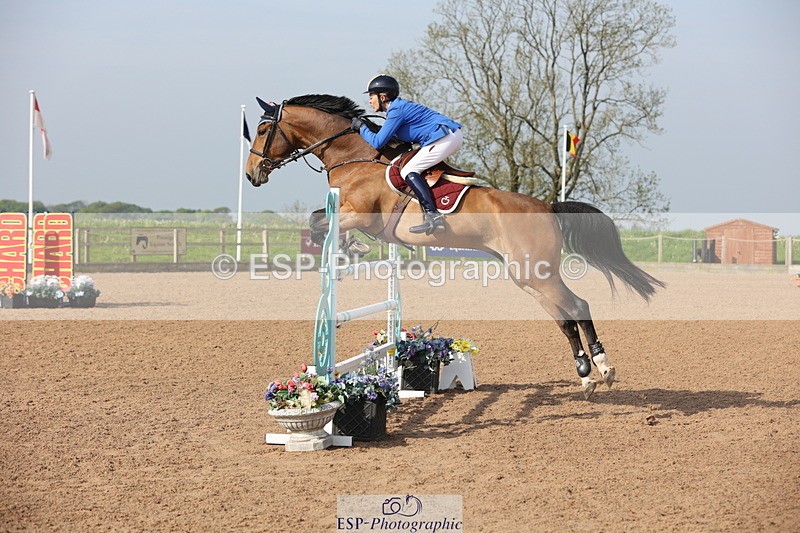 240511A-090439-10912 - Cls 32 Foxhunter