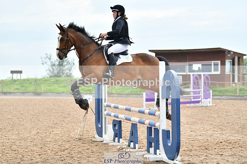 240518A-160216-02161 - Cls 7+8, 90cm and 1m