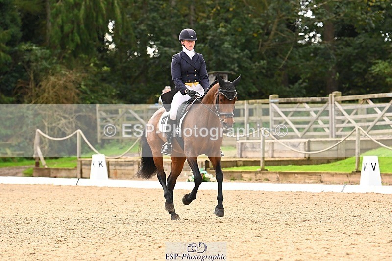 231021-135725-17738 - 352-GREANNANSTOWN.QUARRYMAN.GIRL-Grace.Taylor-DR