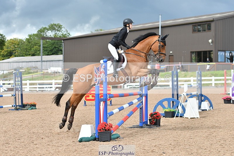 240727A-163930-06680 - Cls 25 1.10m Amateur Qualifier