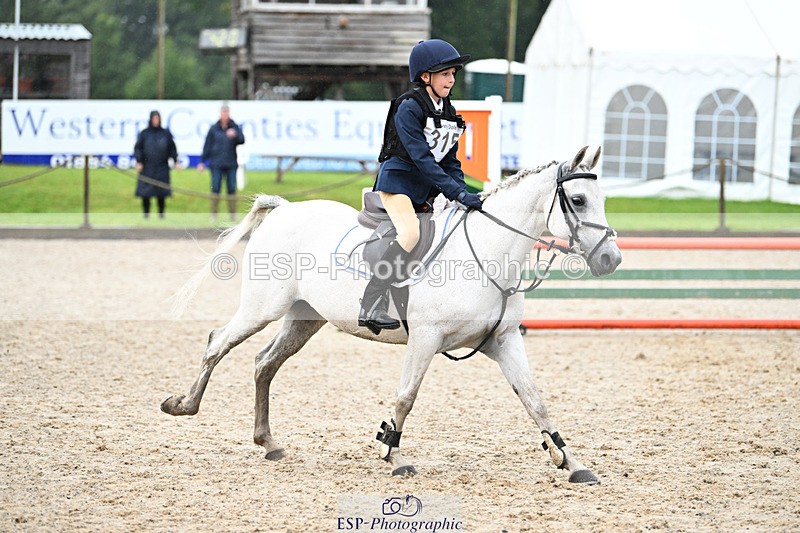 240824X-095247-23410 - 70cm Round 2 9.30 to 10.30