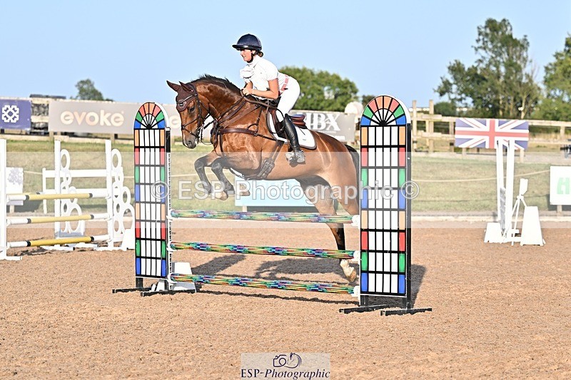 250812-190411-00527 - 1m and 1.10m