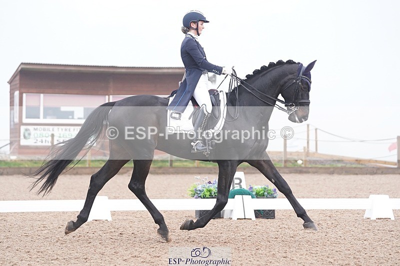 250404-083404-03780 - 069-India.Hamilton-Burnet-Kissingdale