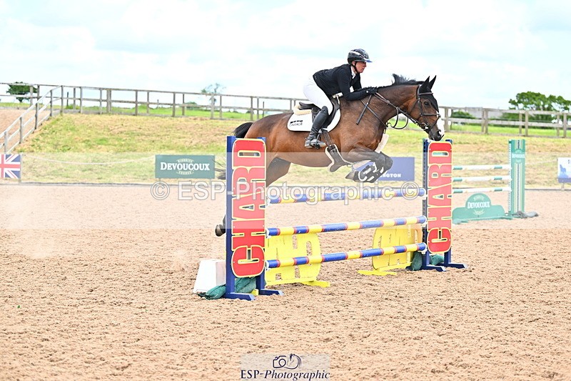 240608A-133028-02570 - Cls 4 Snr Newcomers and 1.10m Open