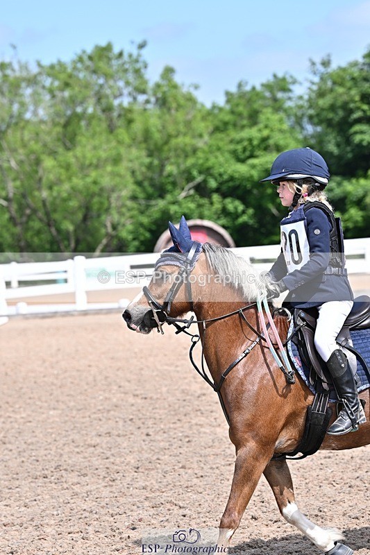 250517-110302-00837 - 40cm Assisted