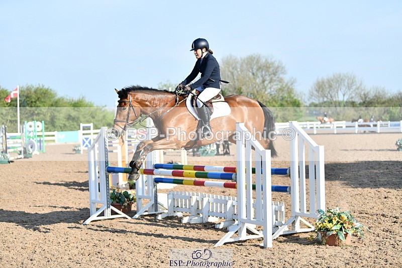 240512A-081722-16811 - Cls 39 British Novice and 90cm Open