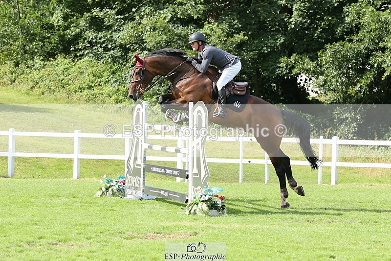 250704A-171116-12317 - Cls 18 Snr 1.40m Grand Prix