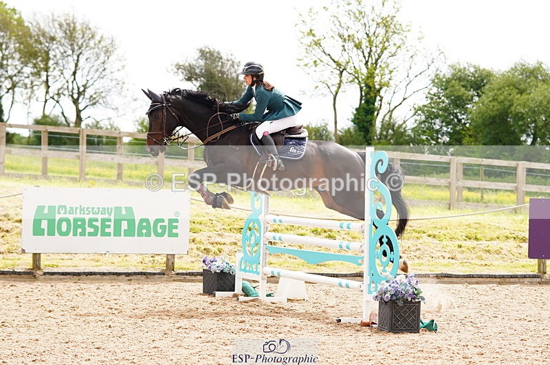 240526A-111200-07755 - Cls 26 Chard Equ 1.05m and 1.10m Grand Prix