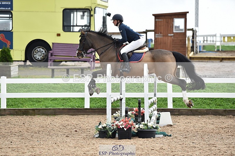 231013A-104512-01383 - Cls 1 85cm Amateur Quali