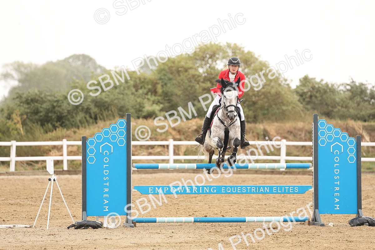 SBM_024072 - Class 6 - Senior Newcomers 1.10m