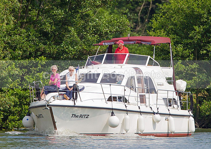 130705 THE RITZ SOVEREIGN 34 1105151D40282HaraldJoergens - HENLEY ROYAL REGATTA - Friday 5th July 2013