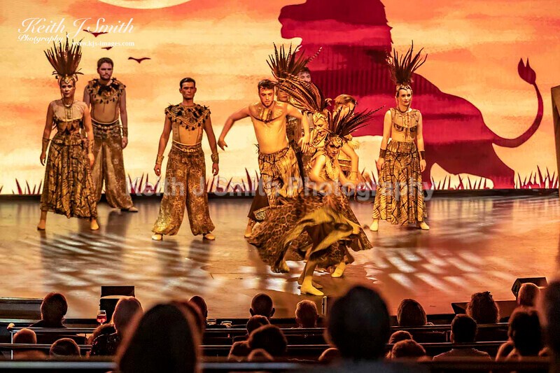 6KJS0362 - Ambition show team