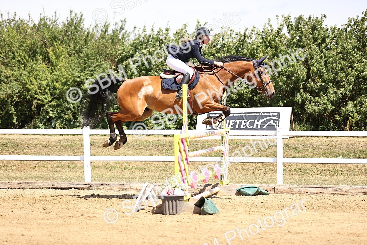 SBM_010130 - Class 9 - Senior Foxhunter - 1.20m Open