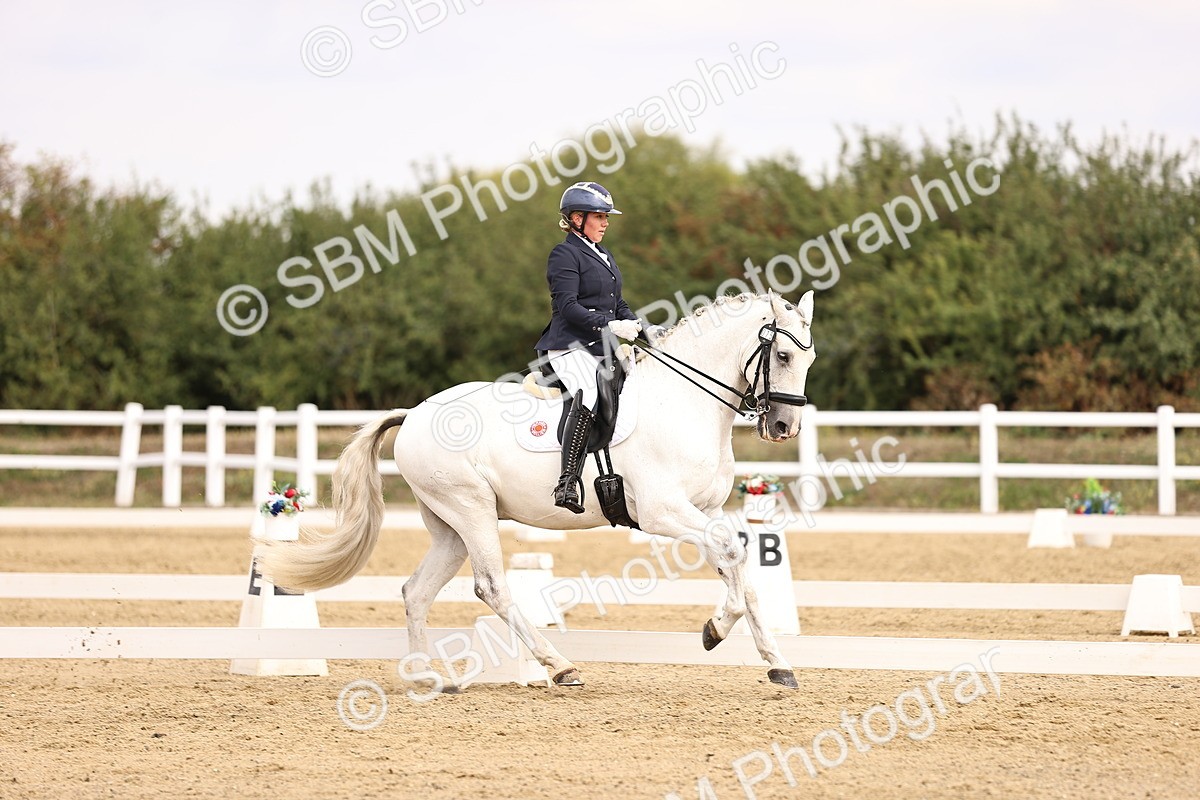 SBM_012962 - Class 2 - Advanced Medium 5 - 10.35-11.55