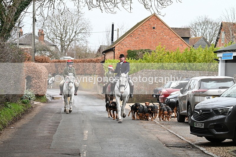 WJ7_1012 - Pub Corner