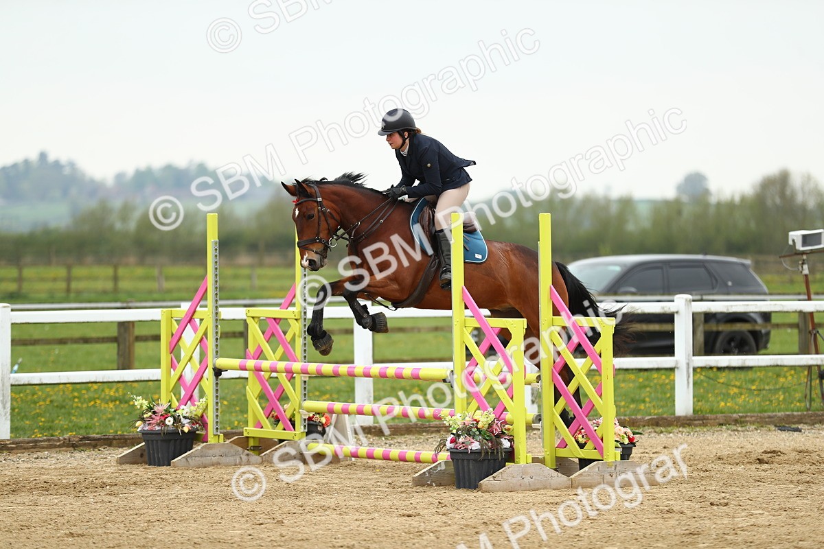 SBM_000356 - Class 2 - Senior British Novice 90cm