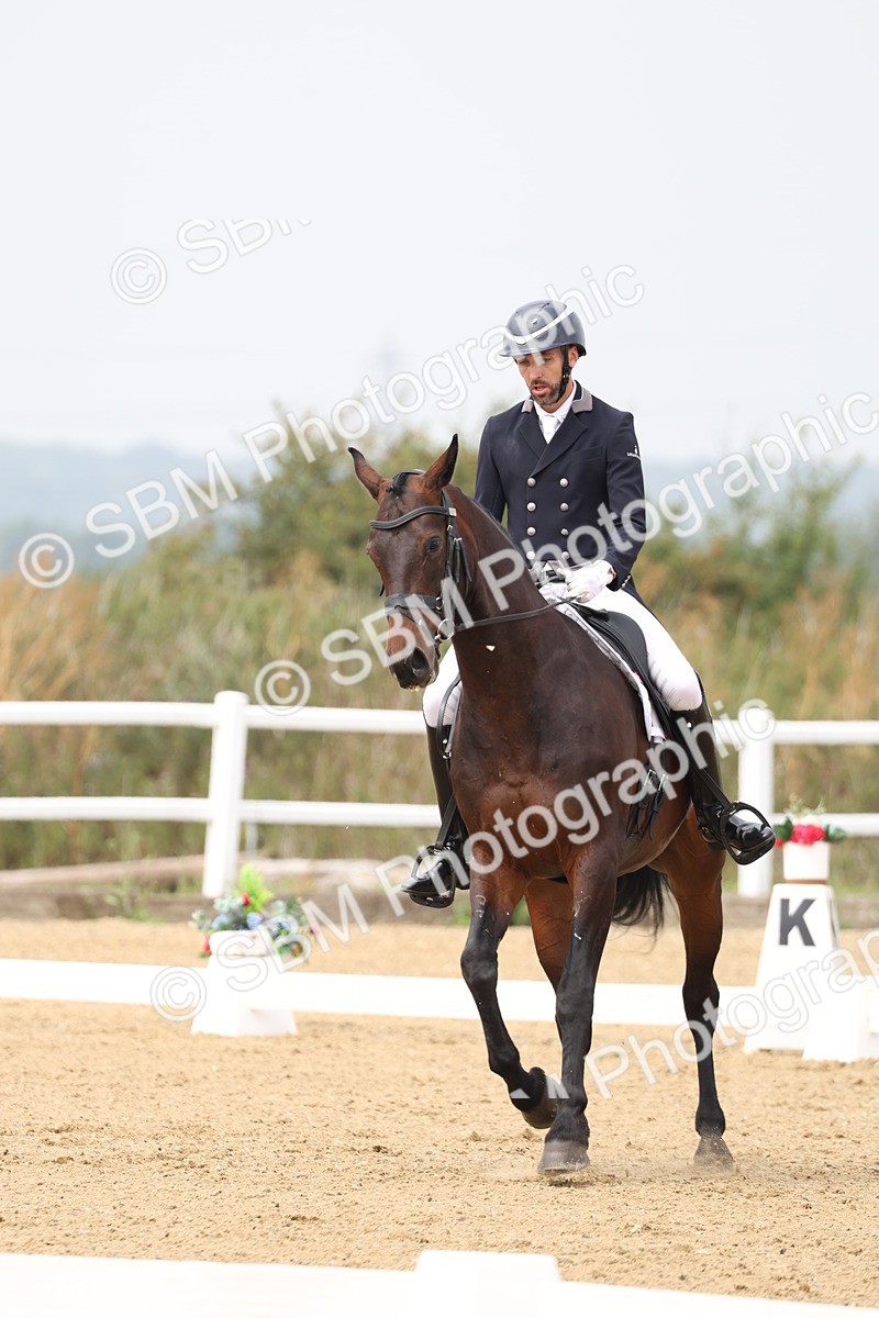 SBM_007112 - Class 9 - FEI INT I - 13.37-14.33