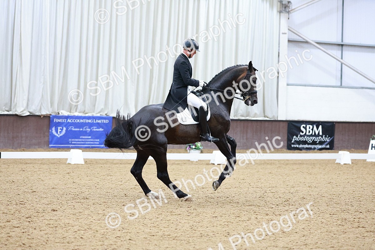 SBM_021474 - Class 14 - FEI Grand Prix - 17.40-18.34