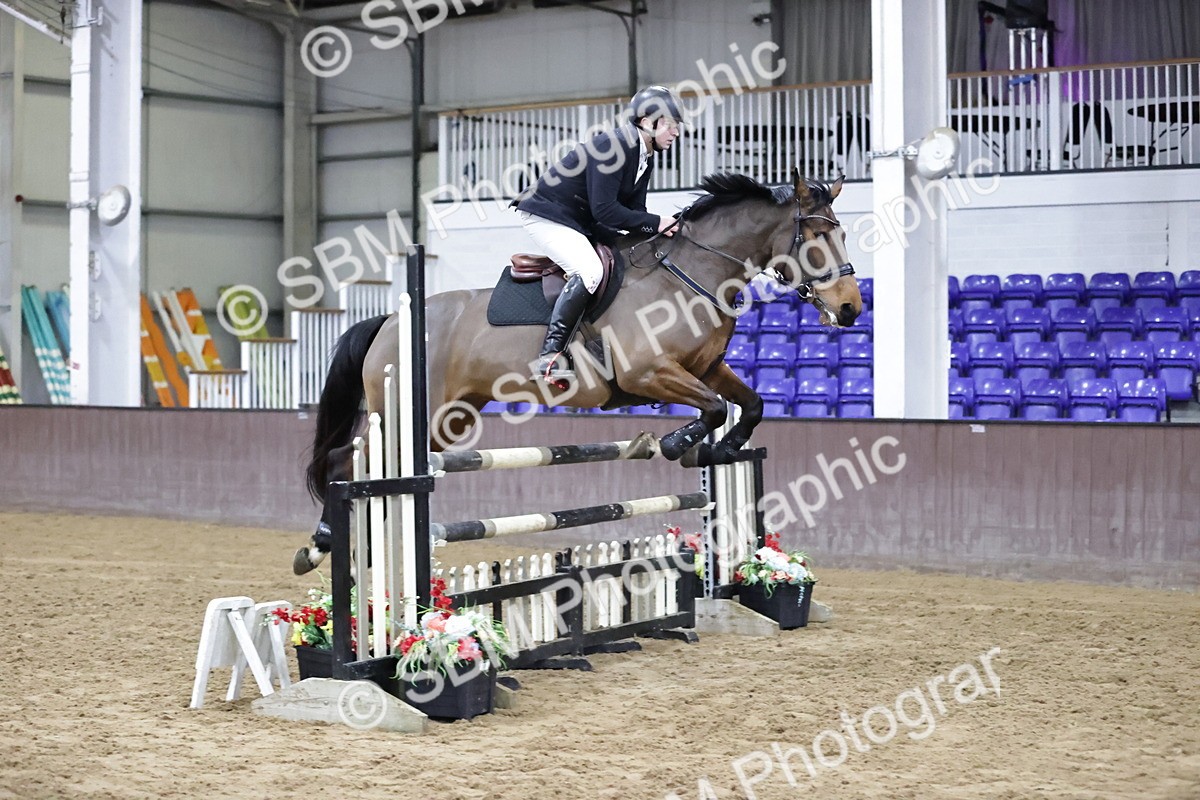 SBM_001028 - Class 4 - Senior Newcomers/ 1.10m Open