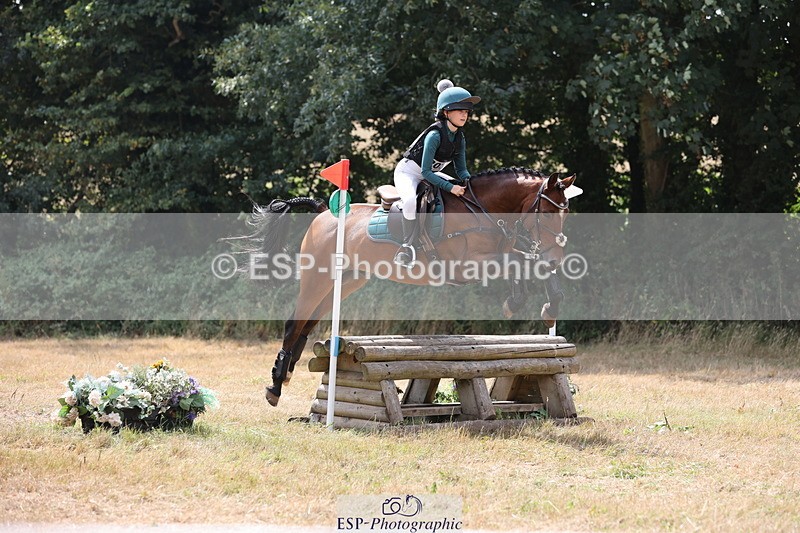 250824A-131702-36951 - 2035-Scarlet.Rosedale-Leith.Fandango