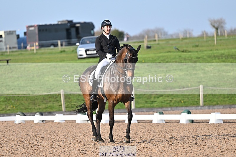 250404-181638-08589 - 159-Darren.Hicks-Tramontana.Tiger.Feet