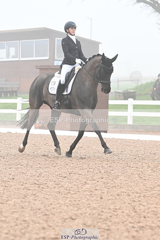 240217A-104728-01477 - 275-Lucy.Pye-La.Vida.loca