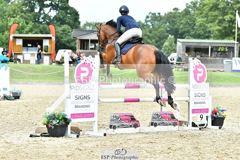 230715-134836-33454 - Cls 90 Newcomers & 1.10m Open Amateur Final