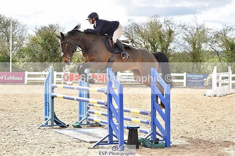 240403A-151620-00924 - Cls 5 Foxhunter and 1.20m Open