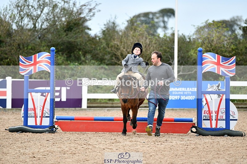 241013B-104950-00476 - Cls 2c 40cm Lead Rein