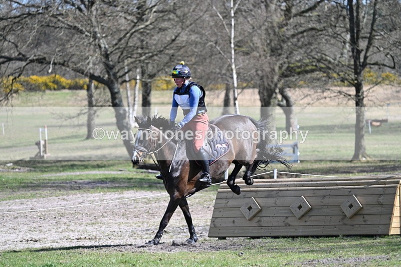 WJ7_1227 - XC Time 13:29 to 13:34