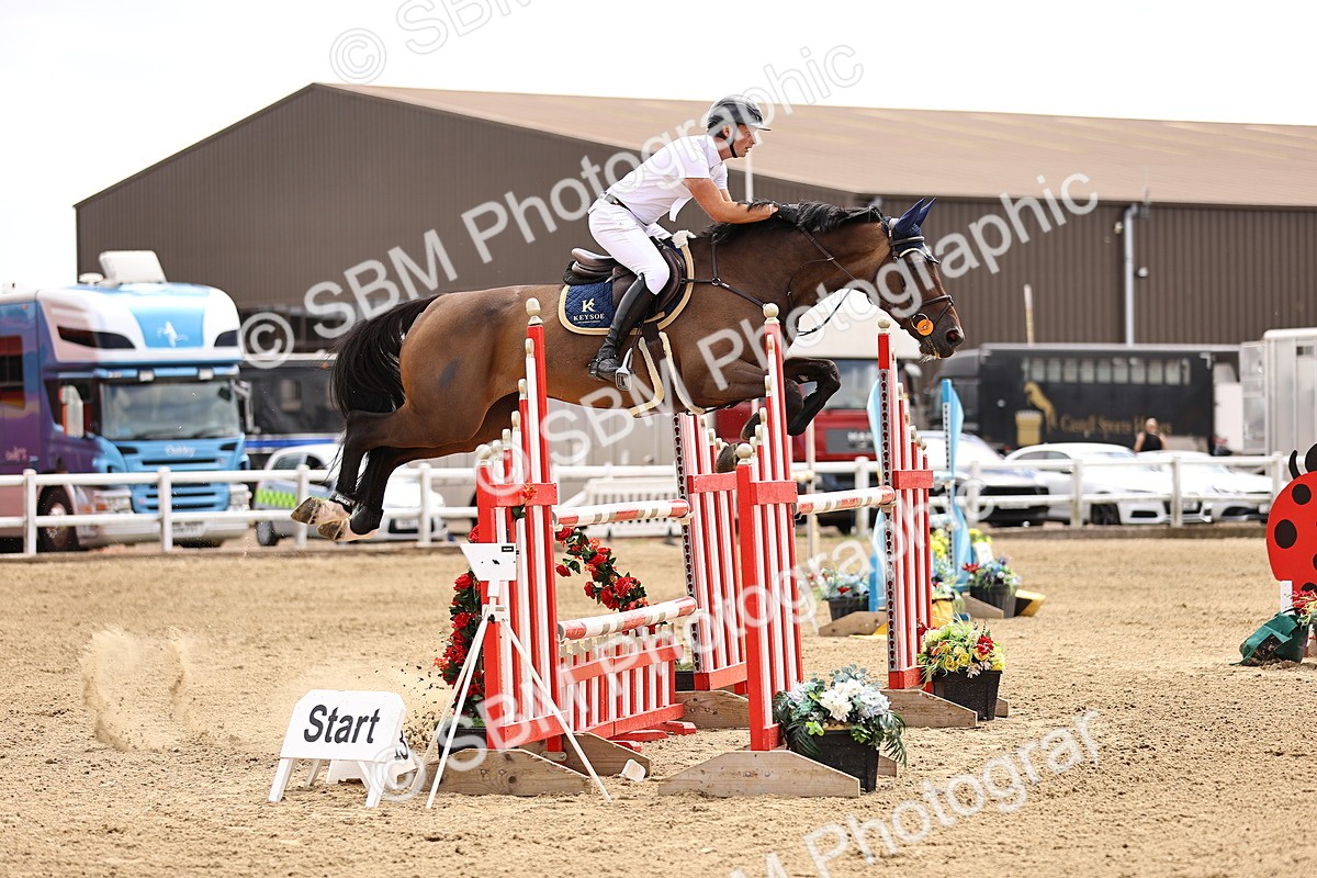 SBM_010527 - Class 9 - Senior Foxhunter - 1.20m Open