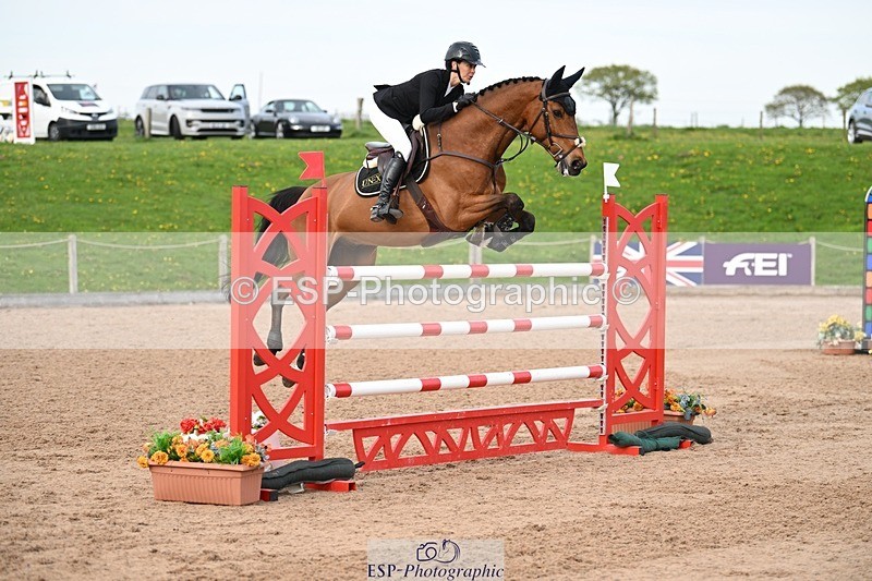 250425-180401-11176 - Cls 6 - 2 Star Medium Tour