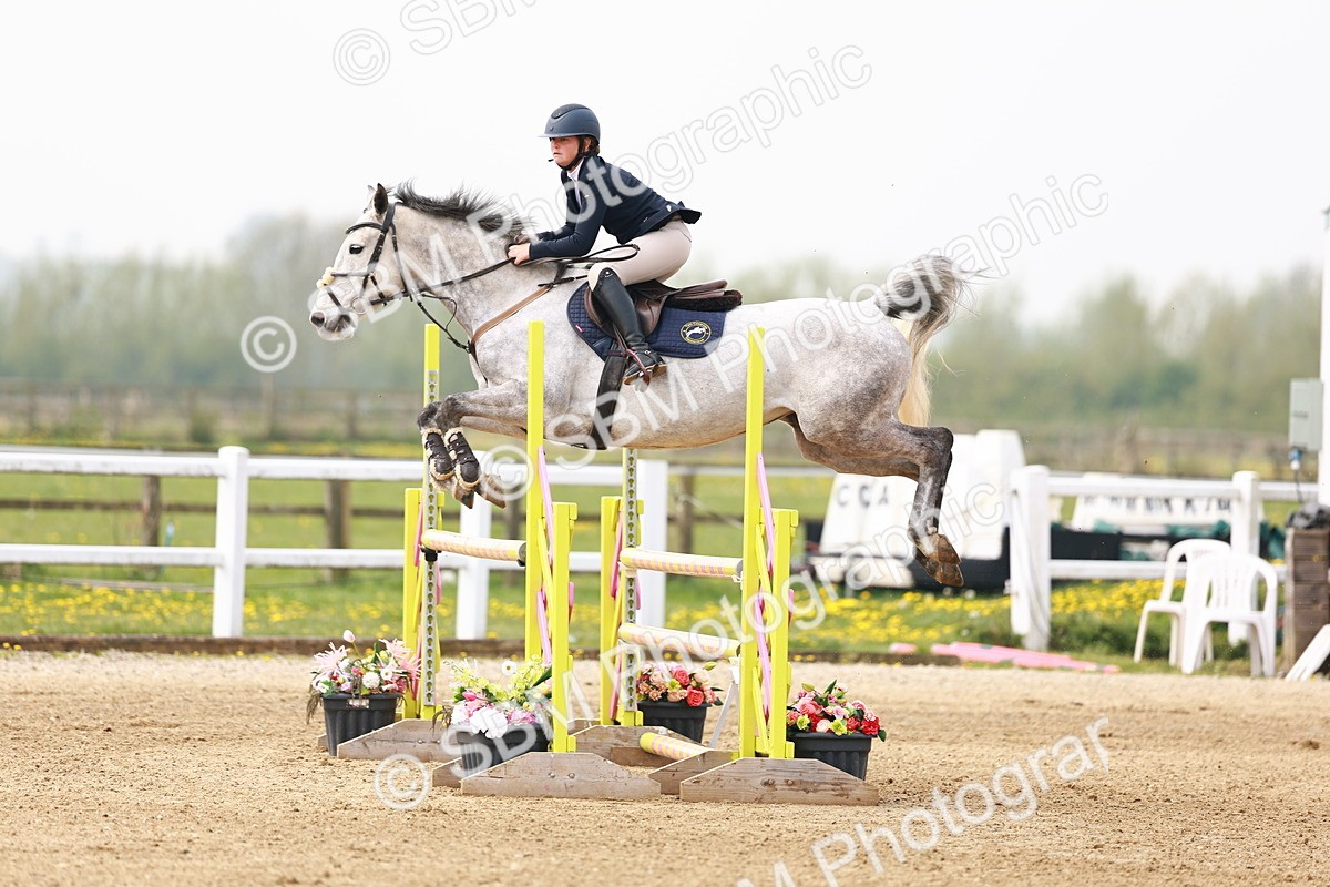  - Class 17 - Senior 1.05m