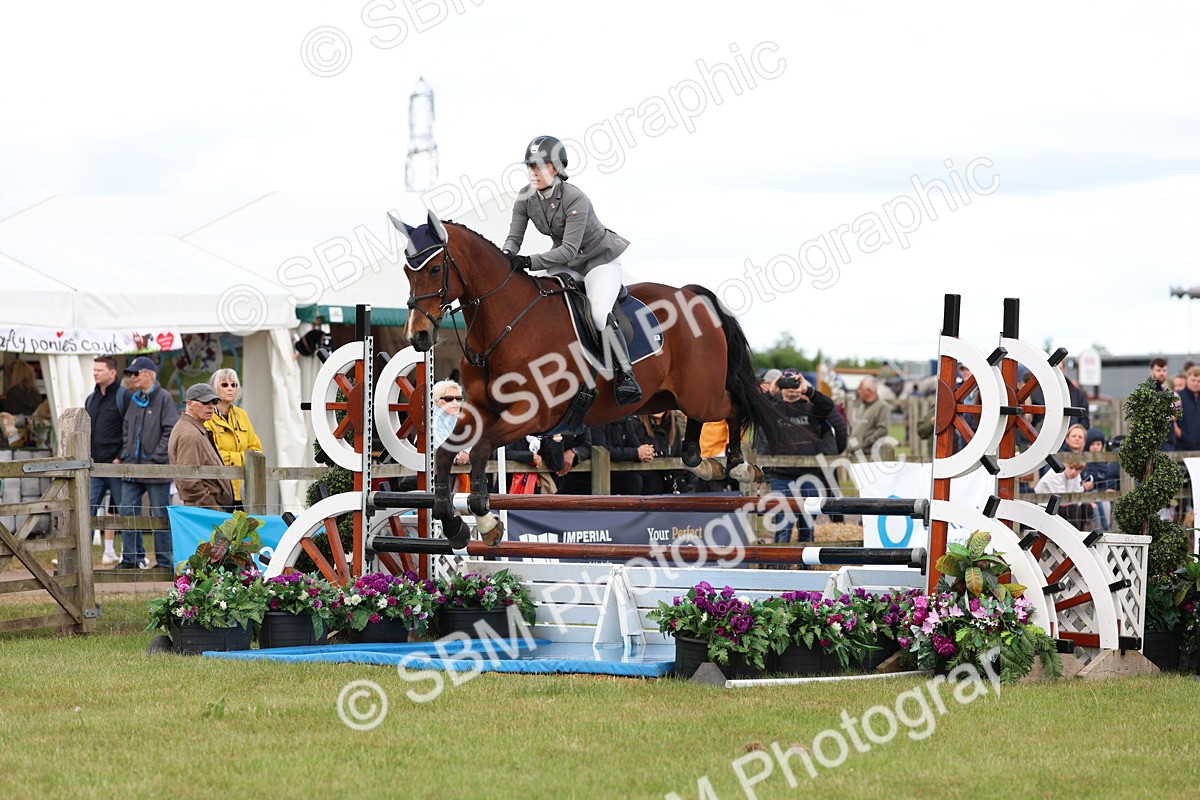 SBM_13801 - Class 206 - Senior Newcomers - 1.10m Open