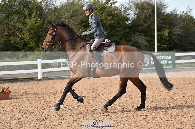 231015A-142234-08678 - Cls 26 1.05m Grand Prix