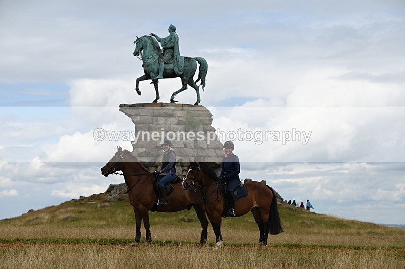 DSC_9253 - Time at Statue 14:33 to 15:10