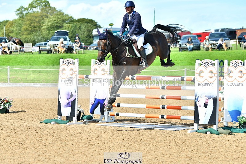 230811A-152811-05883 - Cls 24 Nat 1.30m Open