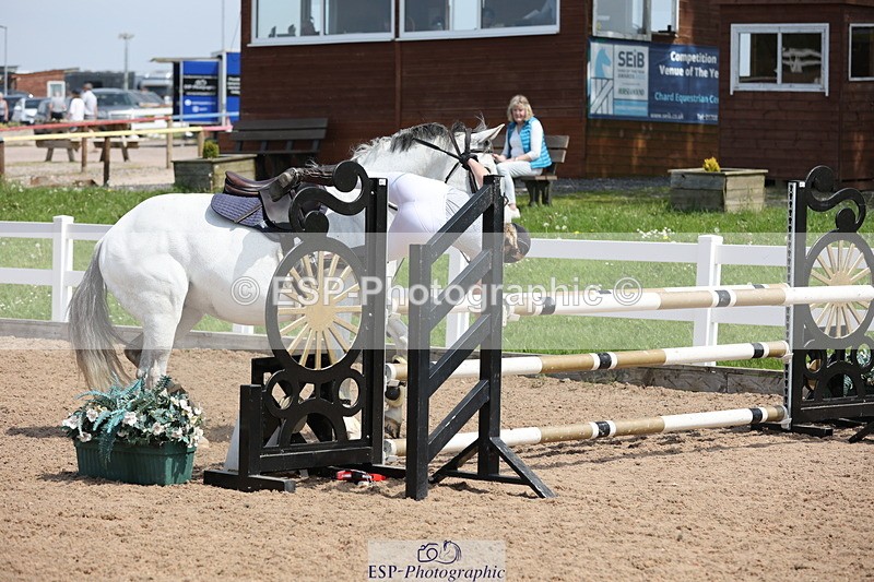 240510A-131111-07058 - Cls 16 95cm National Am Quali