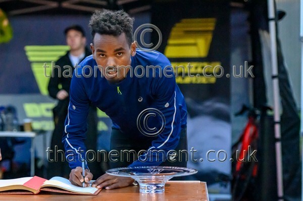 Monument25-919525 - Set Five