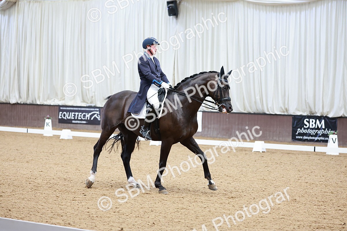 SBM_015945 - Class 5 - FEI INT II - 15.48-17.00