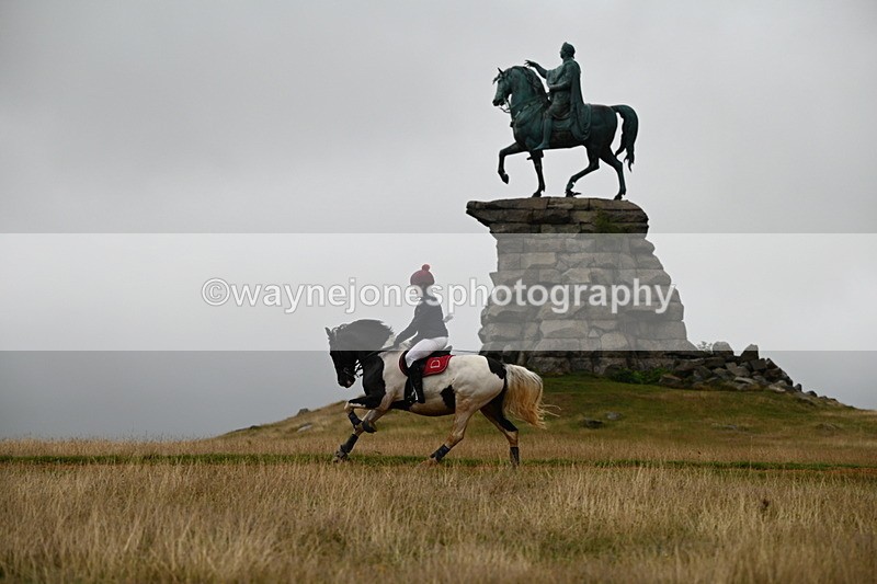 DSC_1676 - Time at Statue 12:13 to 12:32