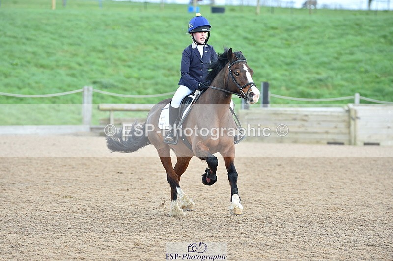 240210A-121232-00989 - Cls 19+20 Club and Schools 80cm