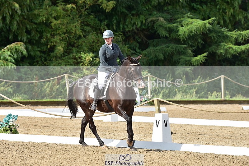 250719A-100146-03478 - 019-Bryony.Lovell-Williams-Broadtown.Man.In.The.Mirror