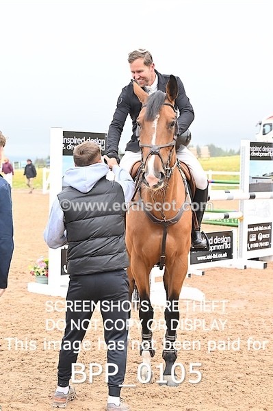 BPP_0105 - CLASS 24 SUN Redpost Equestrian Senior Foxhunter/1.20m Open