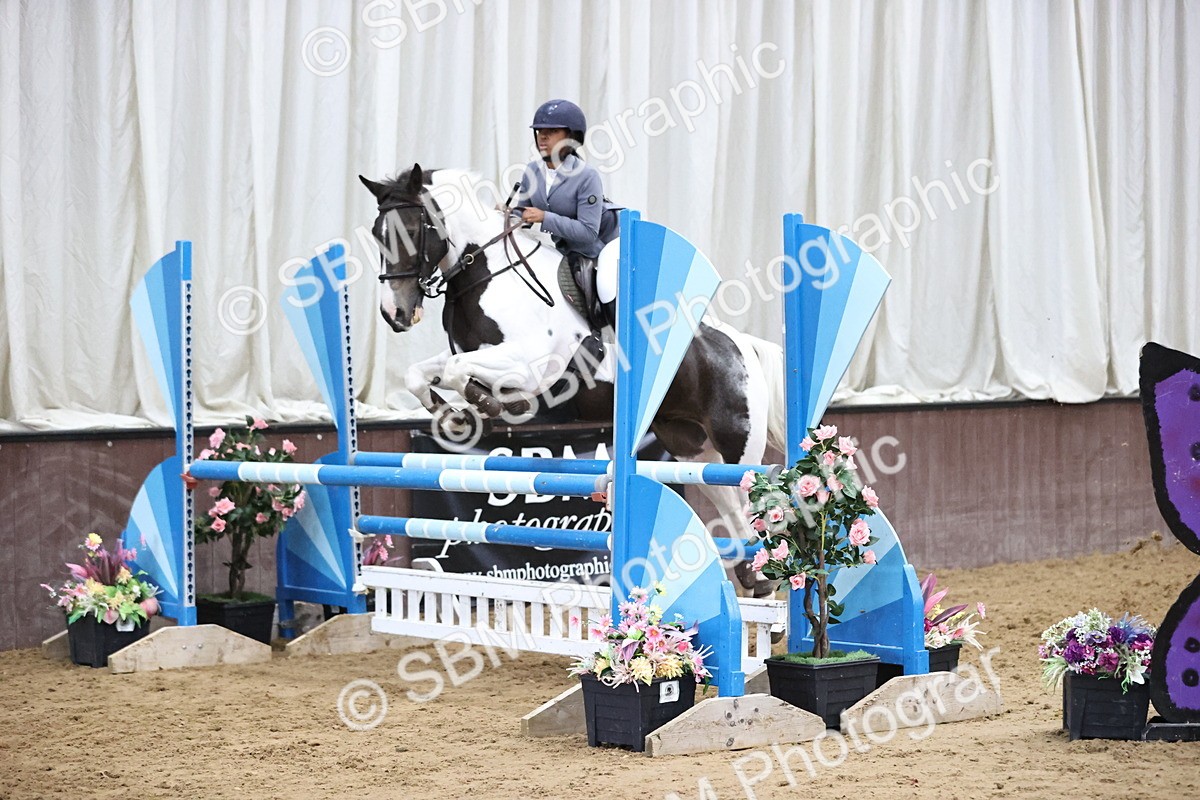 SBM_002952 - Class 13 - Blue Chip Pony Newcomers 1.00m Open
