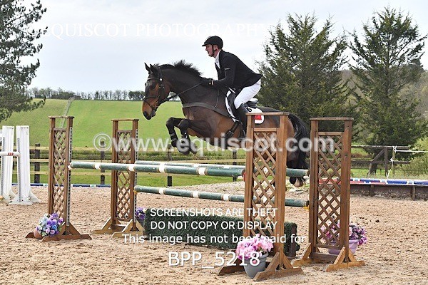 BPP_5218 - CLASS 19 SUN Senior Foxhunter/ 1.20m Open